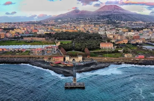 A Teen-Friendly Weekend in Naples